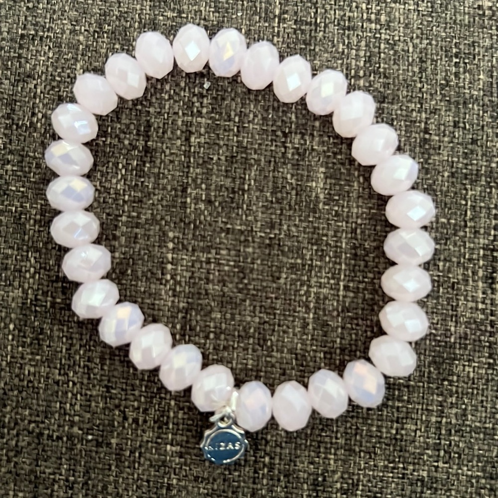 Beaded light pink stretchy bracelet